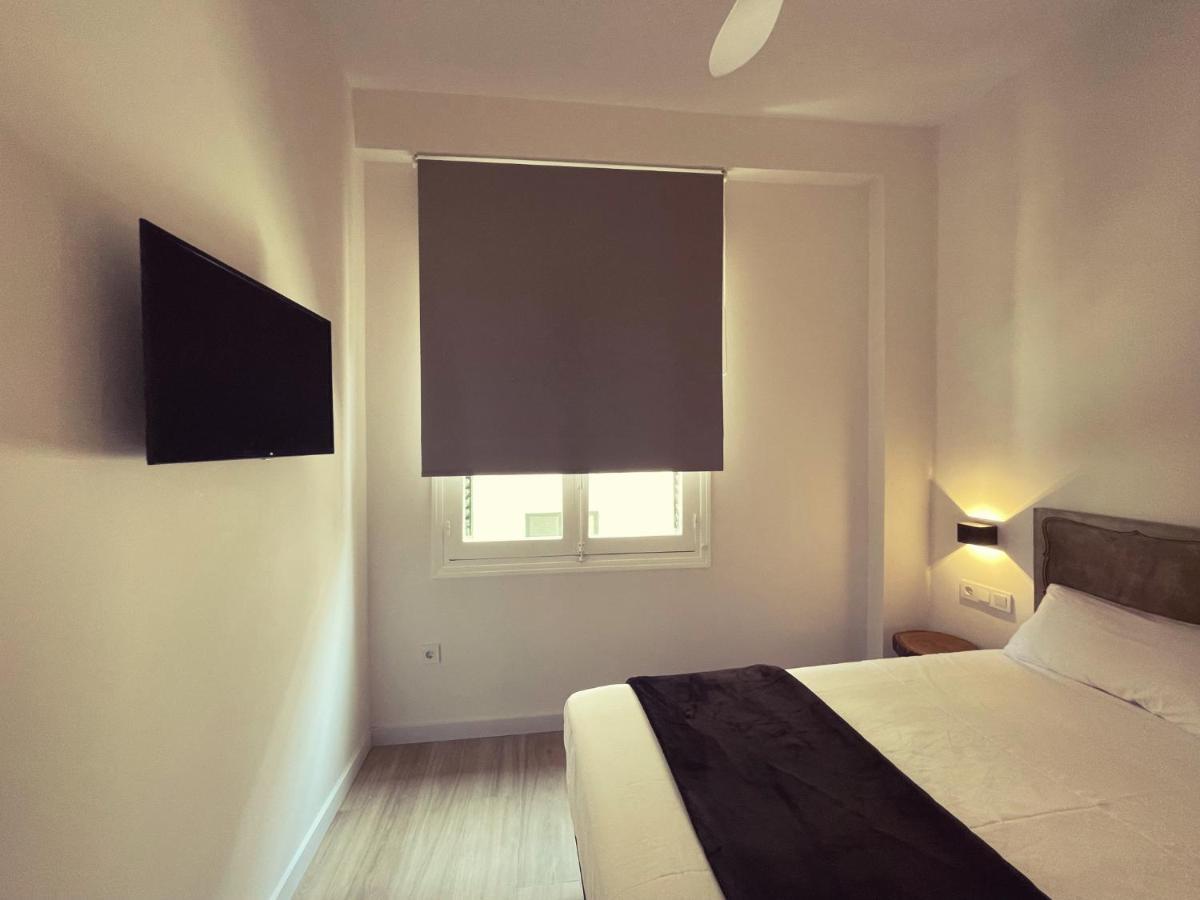 Town Hall Suite Alicante Esterno foto
