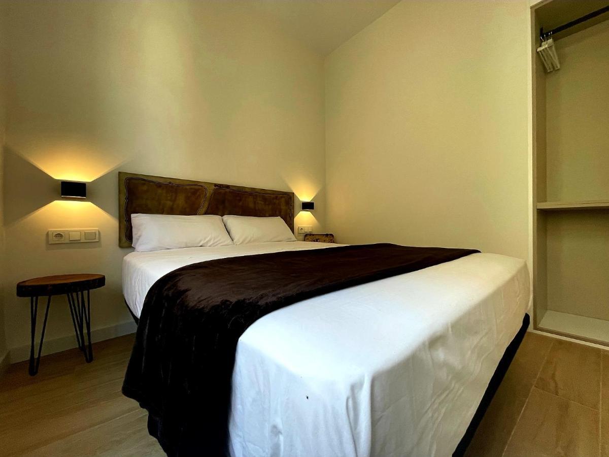 Town Hall Suite Alicante Esterno foto